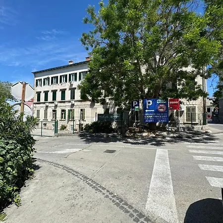 דירה Large 3br Family In The Center And 5bd ספליט